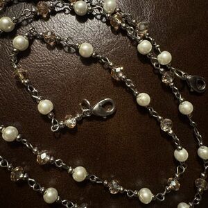 Chain with champagne beads and pearls